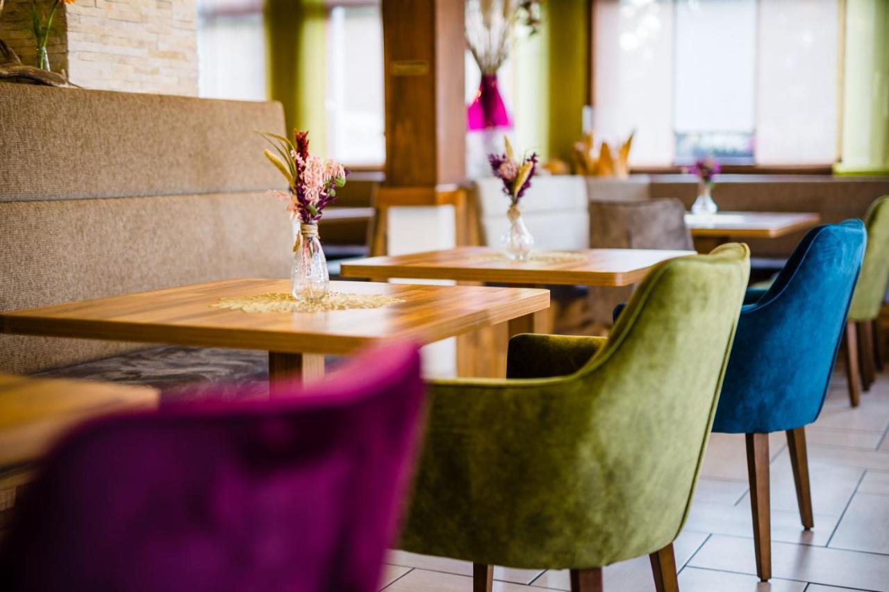Landhotel Kueffner Pfedelbach Екстериор снимка