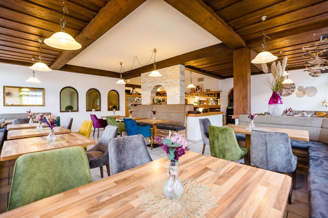 Landhotel Kueffner Pfedelbach Екстериор снимка
